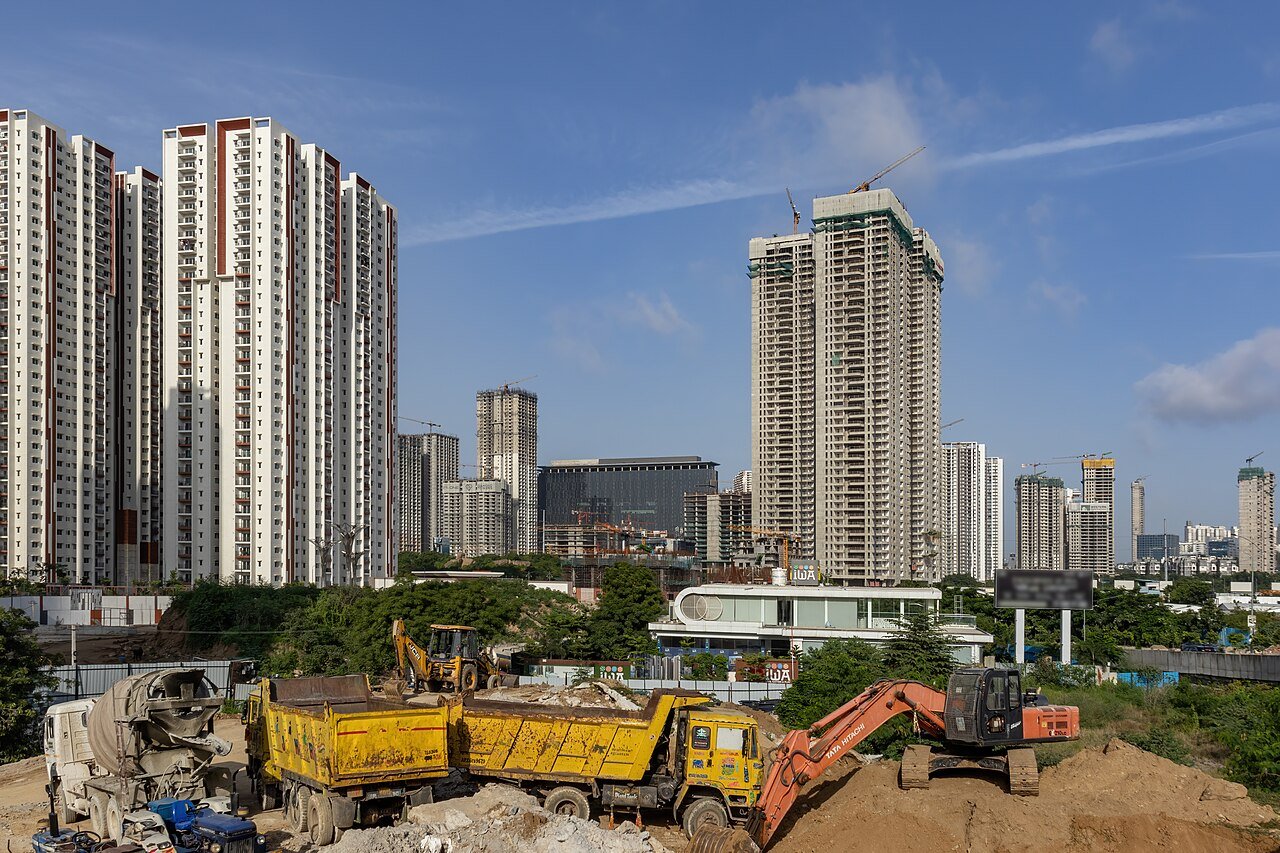 Skyline Heights 4BHK with Financial District Views