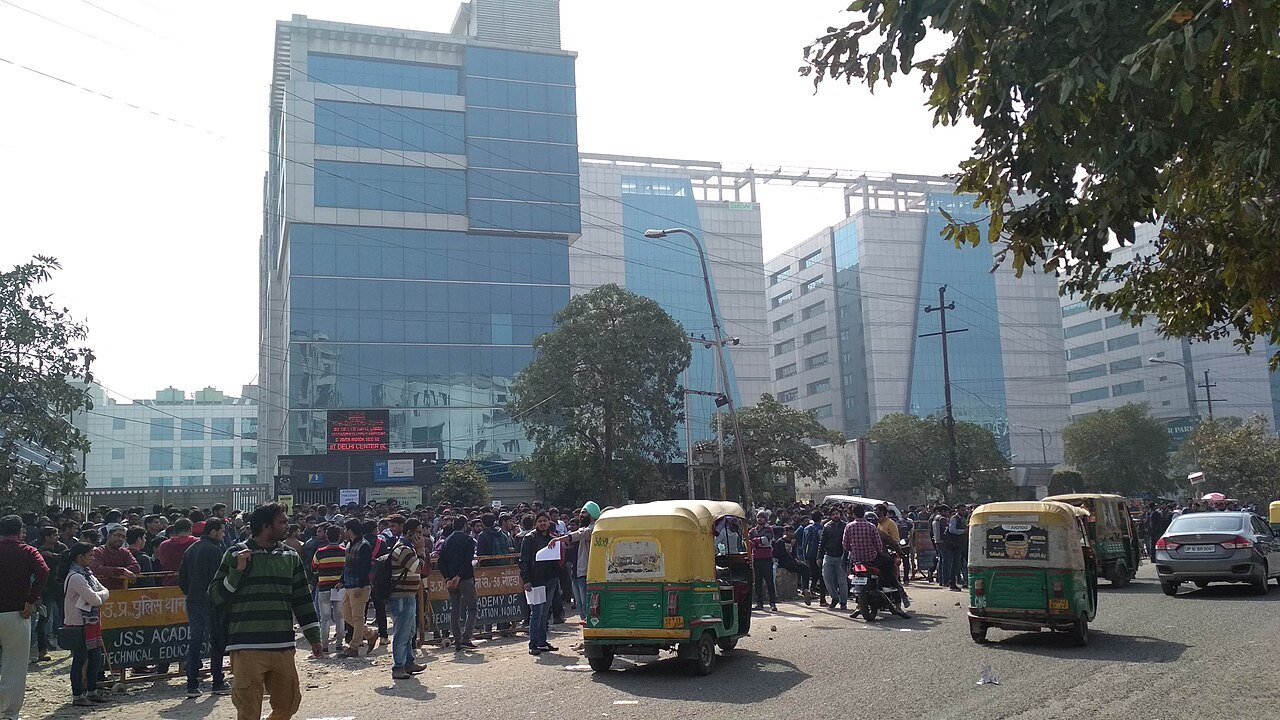 3,000 Sq Ft Office Floor in Sector 62, Noida